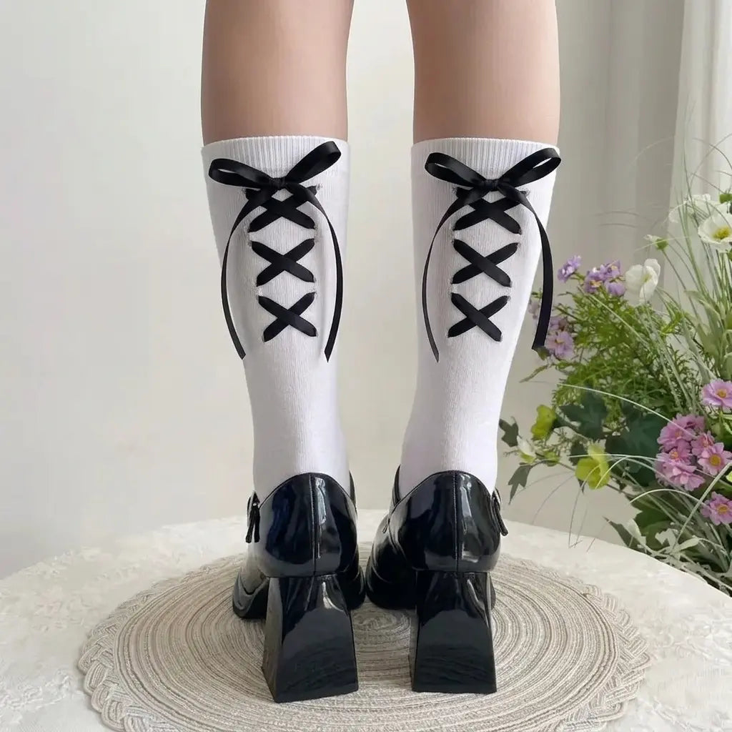 Ribbon Vow Socks